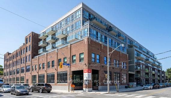 150 Logan Avenue Unit 218 photo 2