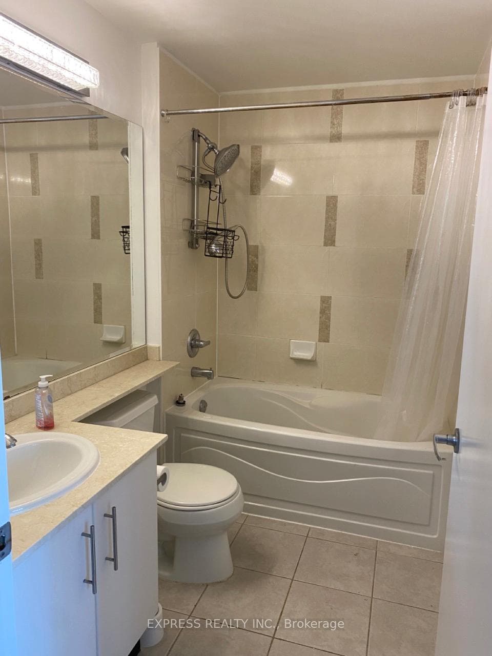 16 Yonge Street Unit 3704 photo 4