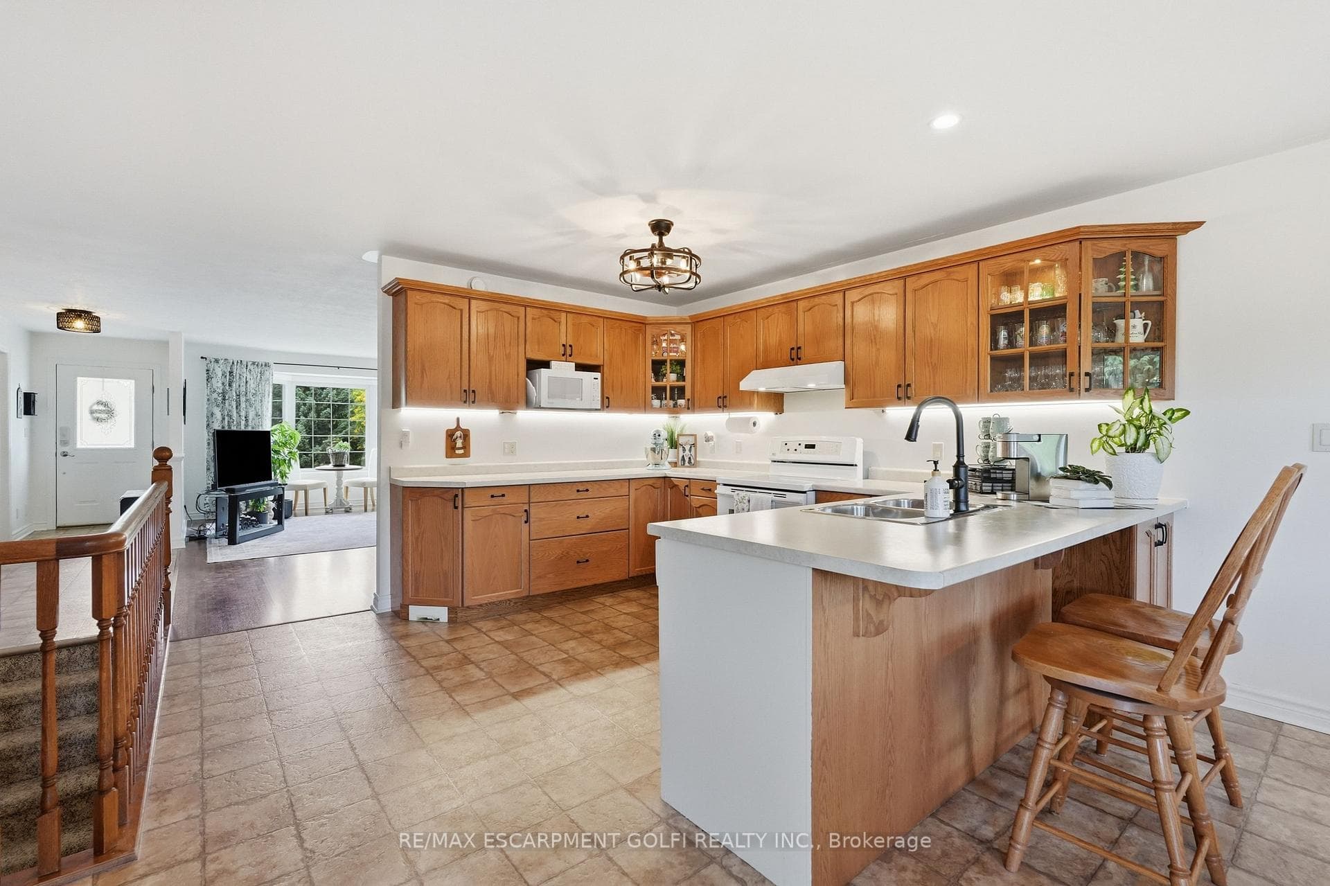 12 Schneider Drive photo 16