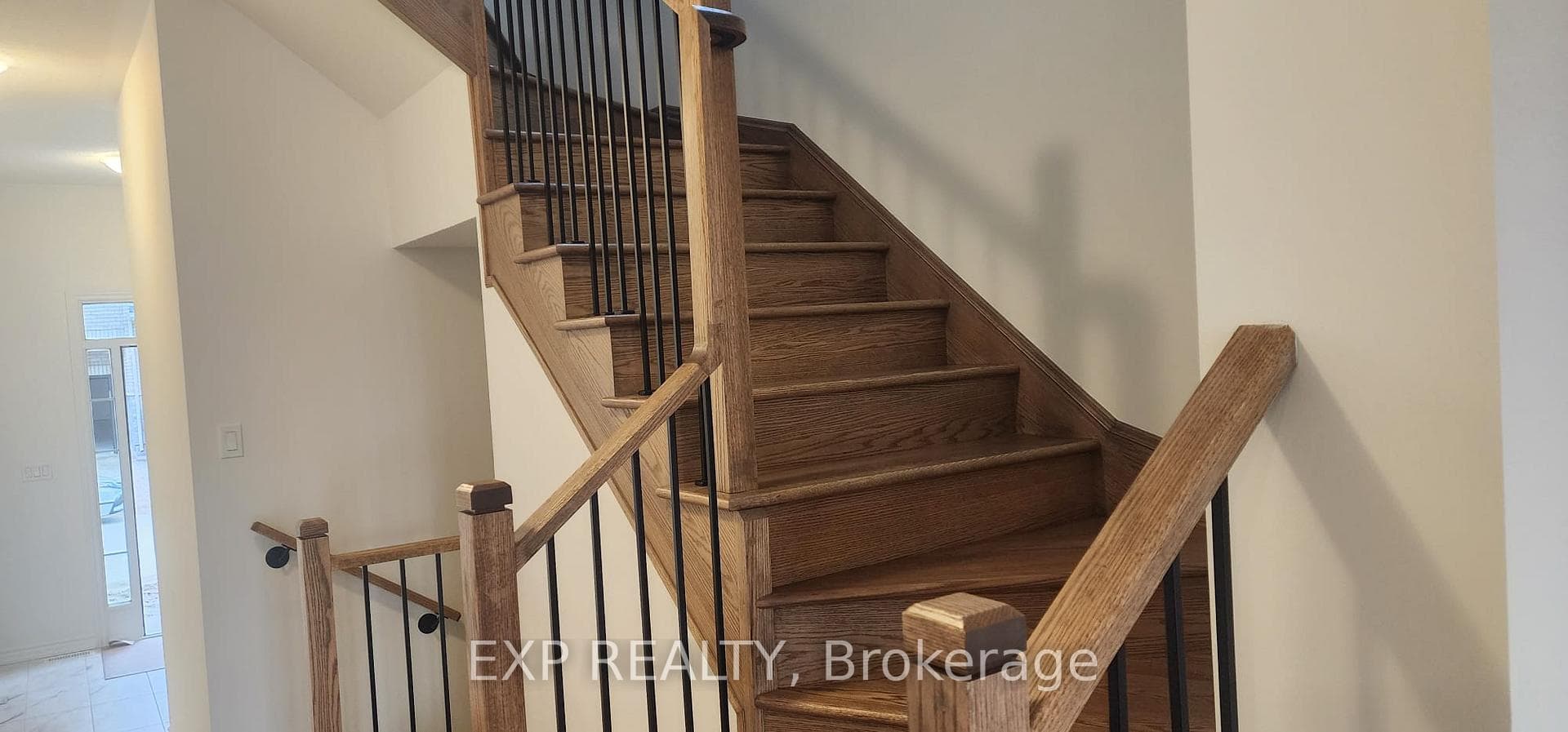 466 Celandine Terr Terrace photo 16