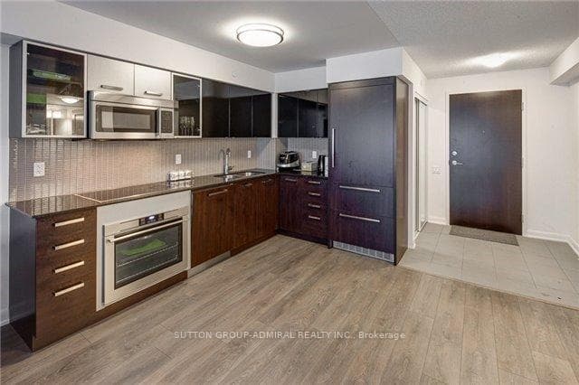 5168 Yonge Street Unit 1101 photo 15