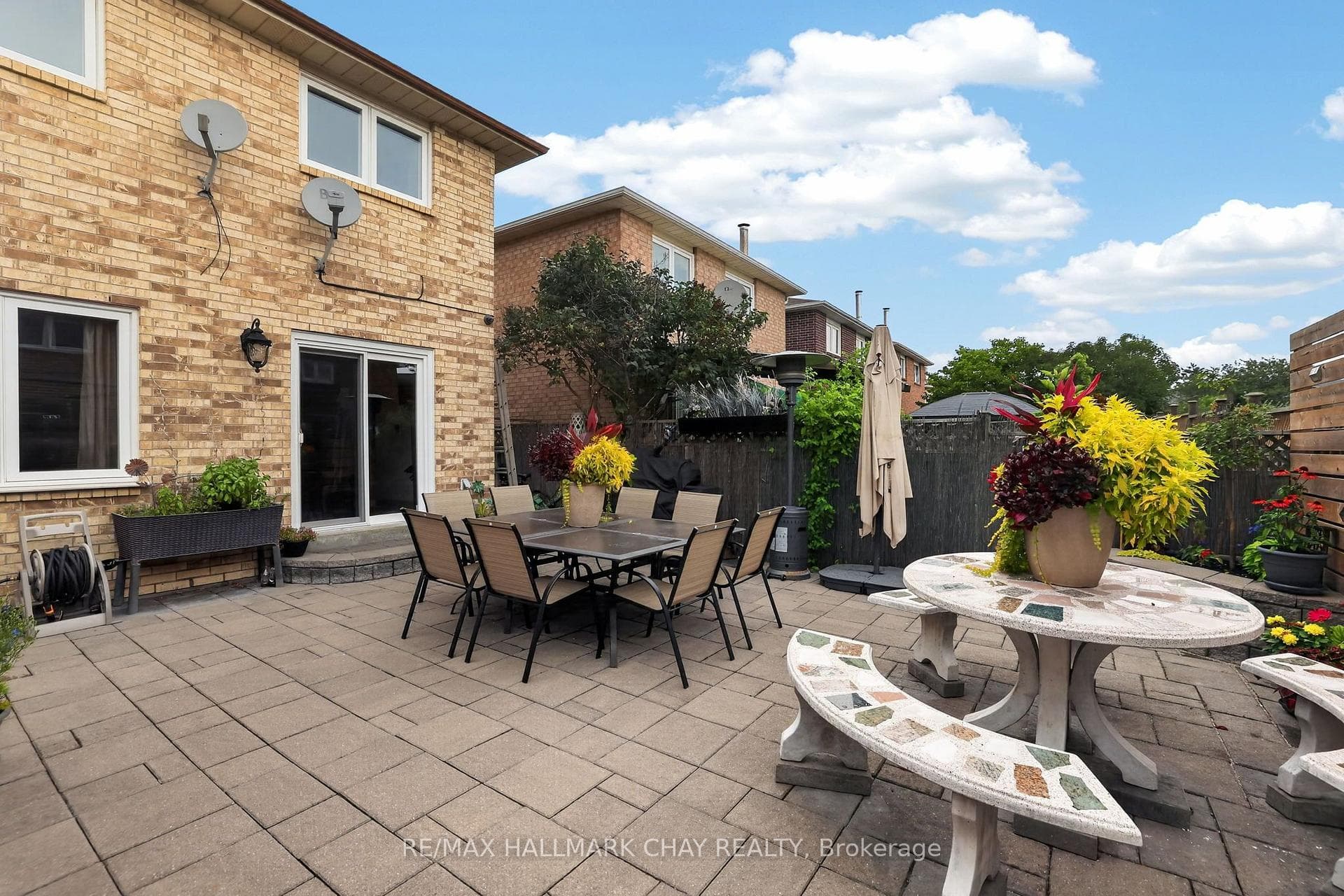 76 Donna Drive photo 28