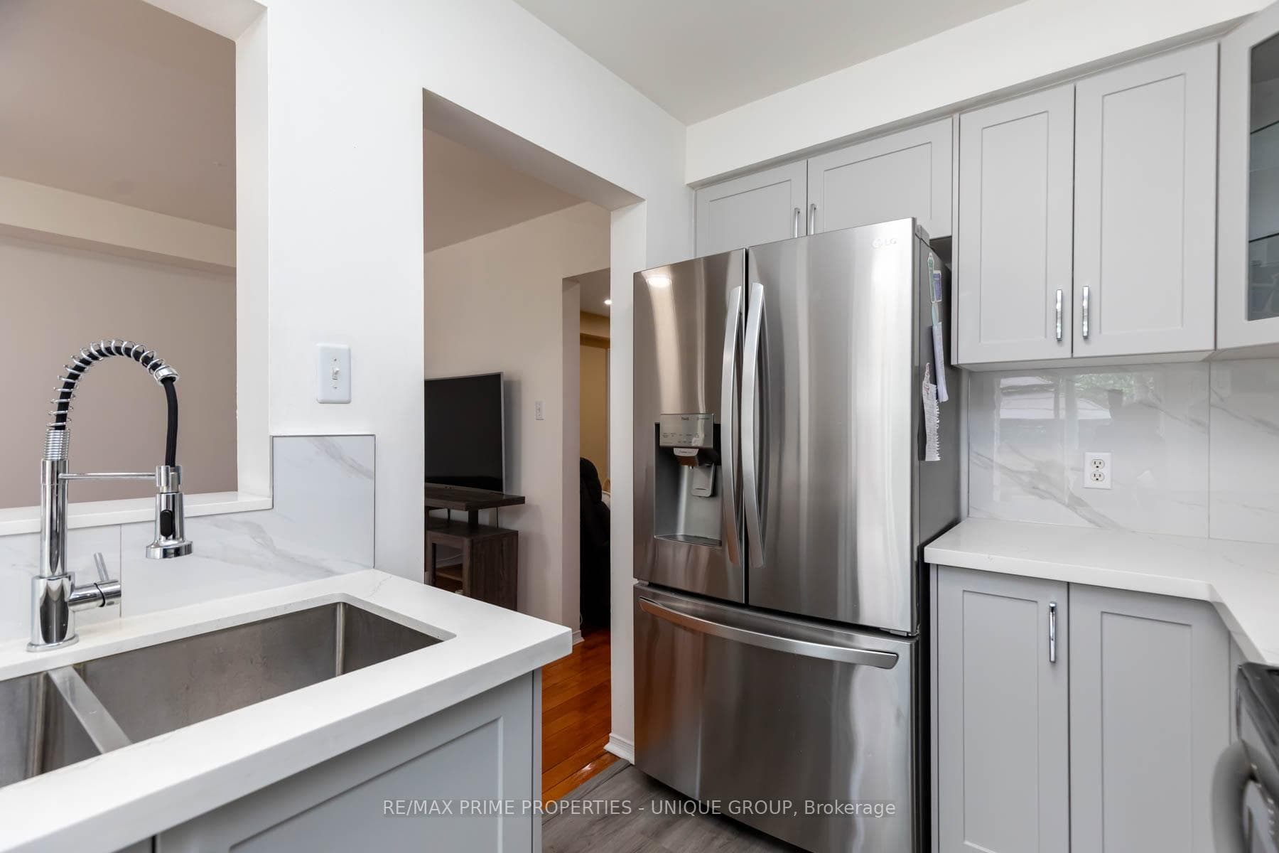 25 Pine Gate Place photo 12