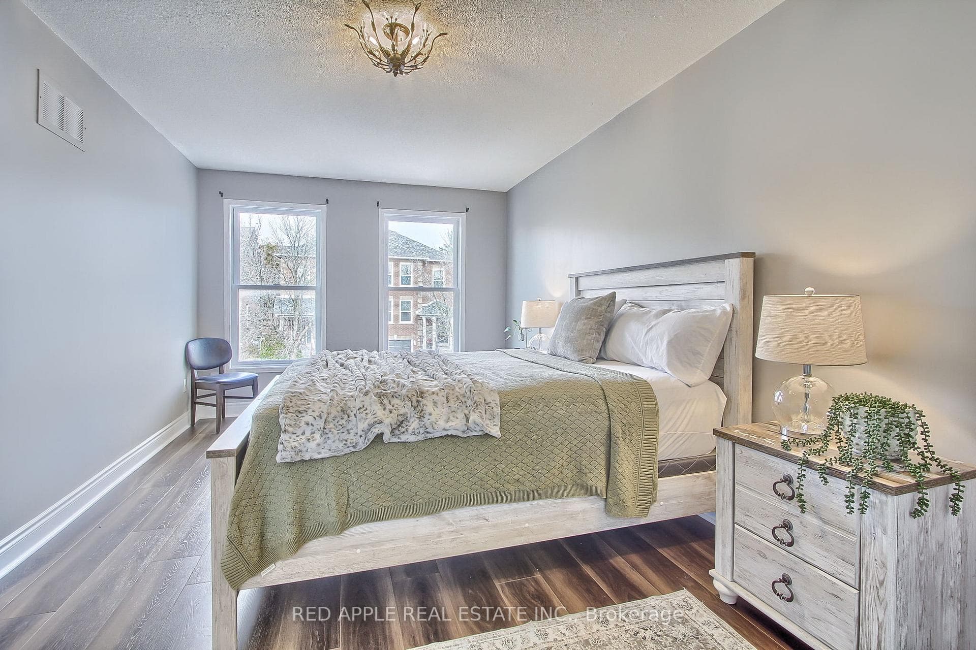 61 Amberhill Way photo 18