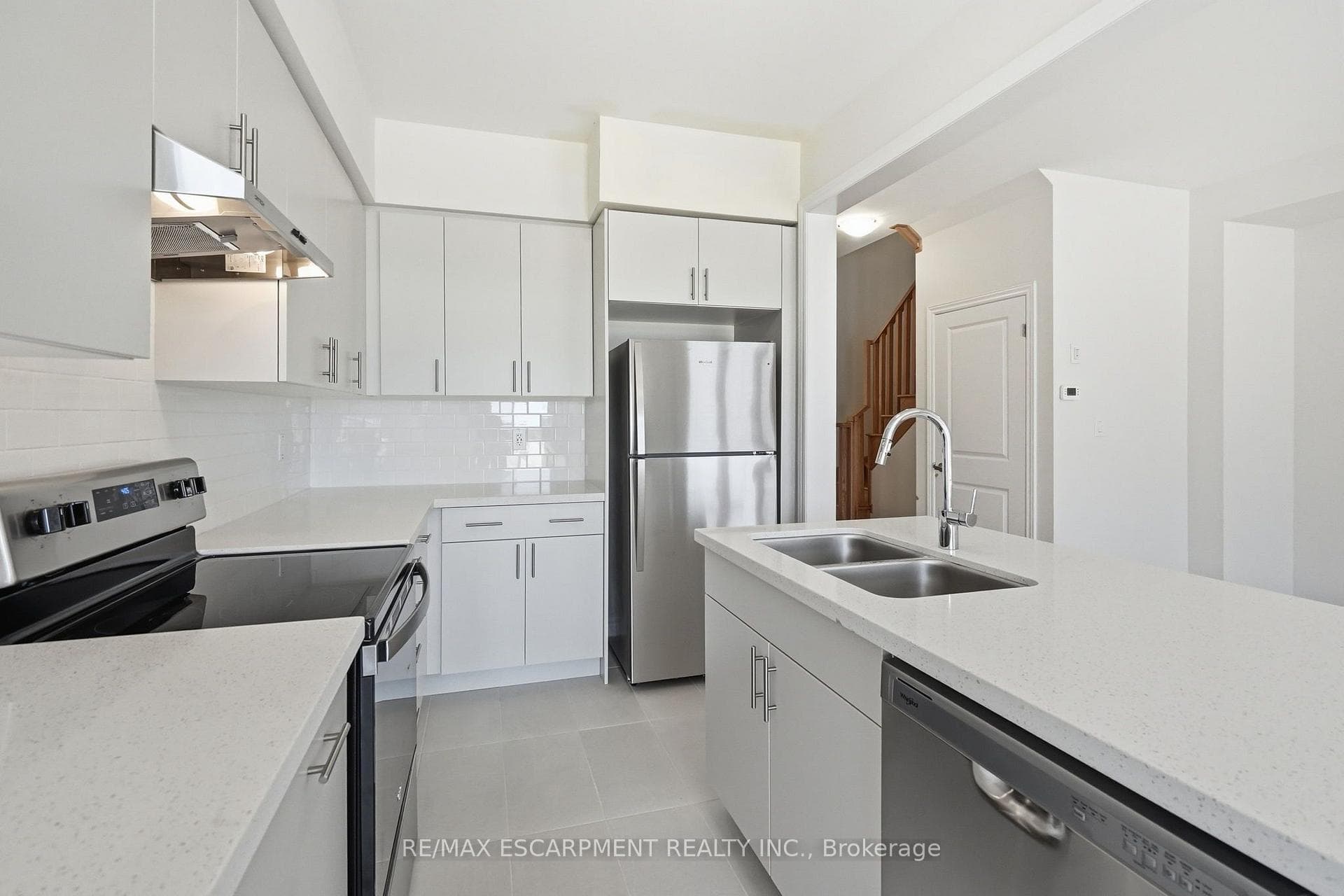 21 Chapman Road photo 18