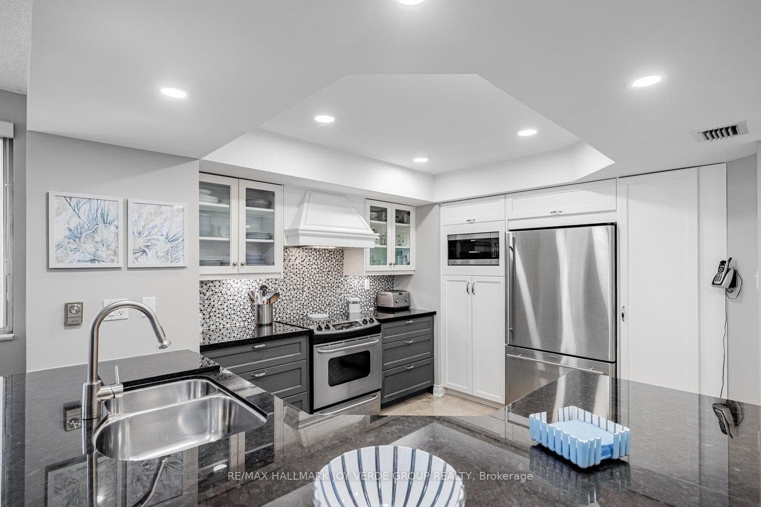 7 Broadway Avenue Unit 302 photo 13