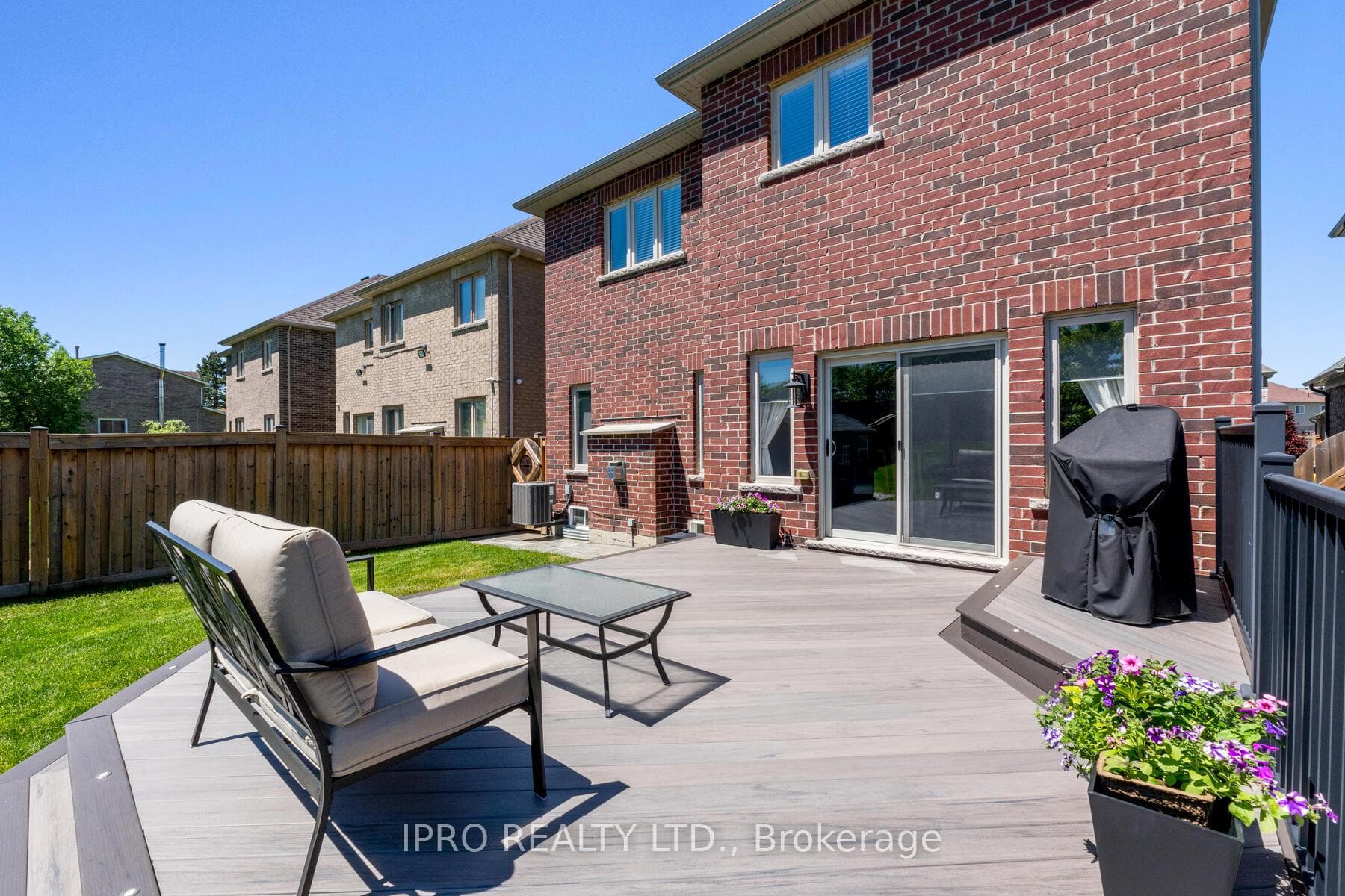 123 Hutchinson Drive photo 36