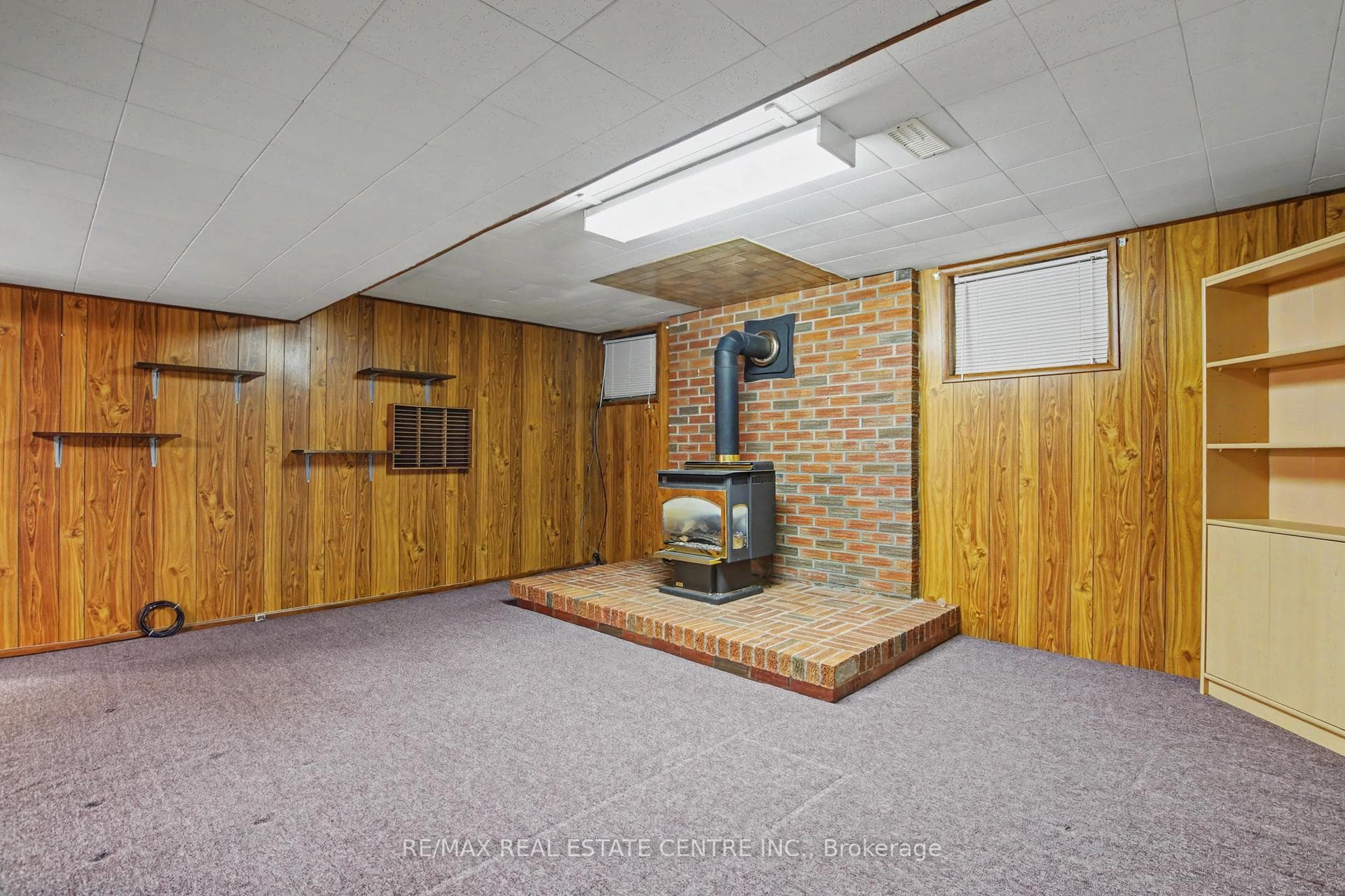 112 Anne Boulevard photo 28