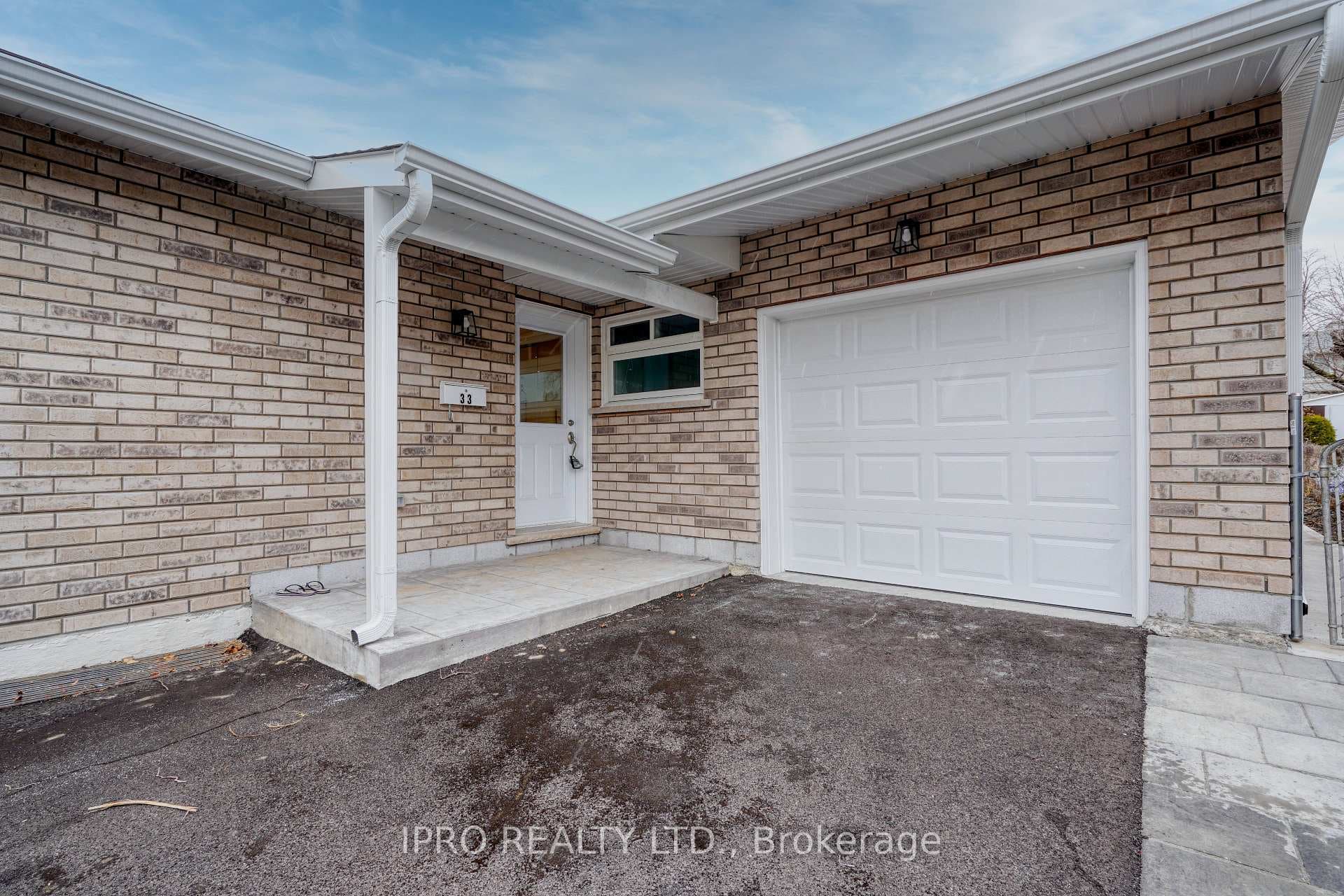 33 Orpington Crescent photo 15