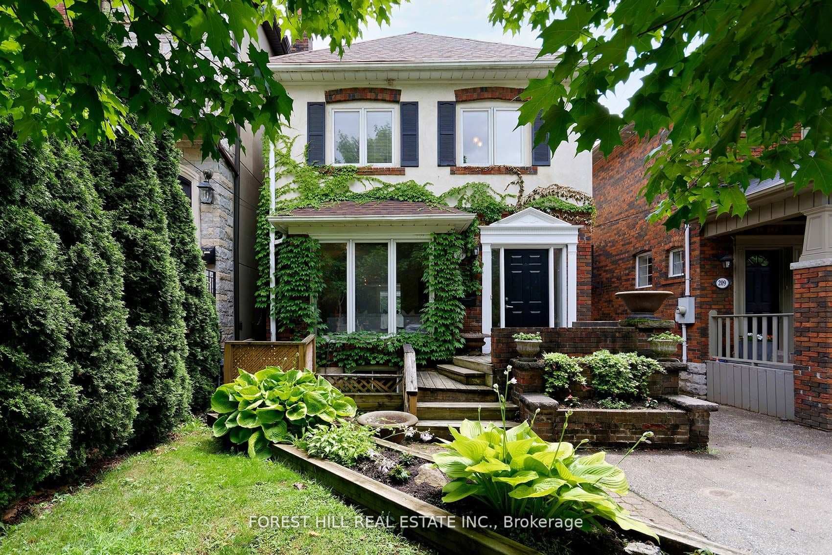 207 St. Germain Avenue photo 1