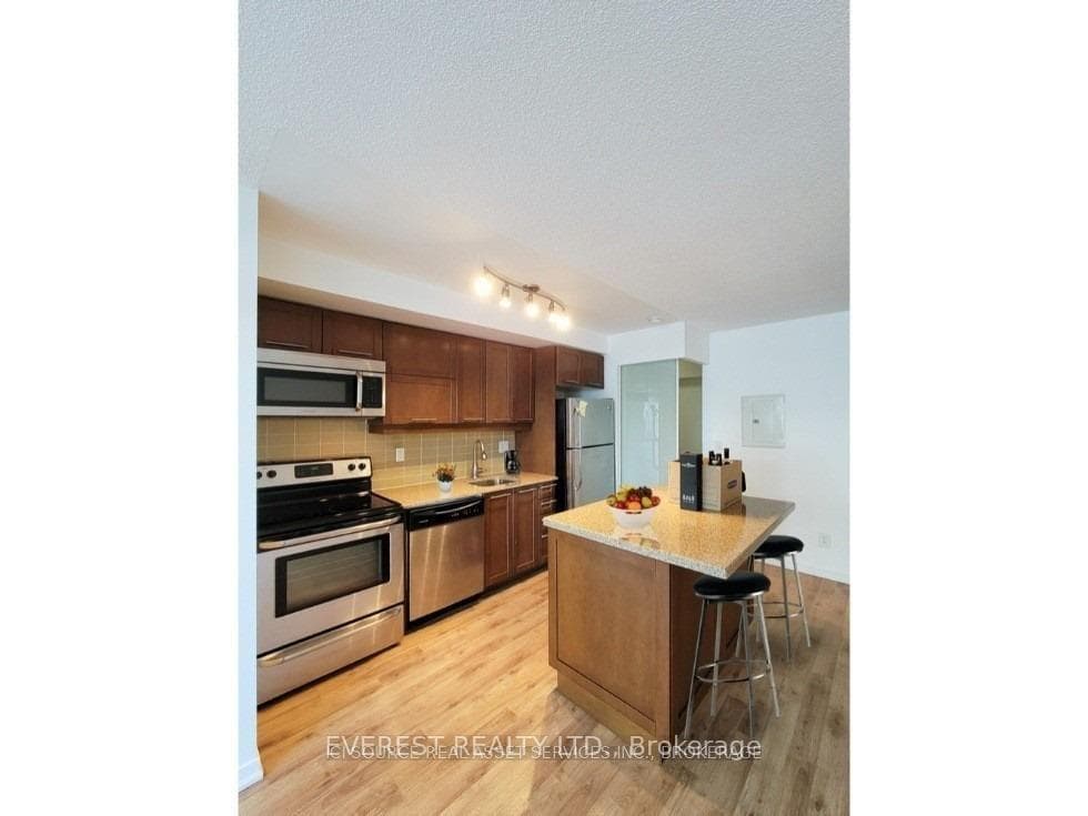 38 Joe Shuster Way Unit 1025 photo 6