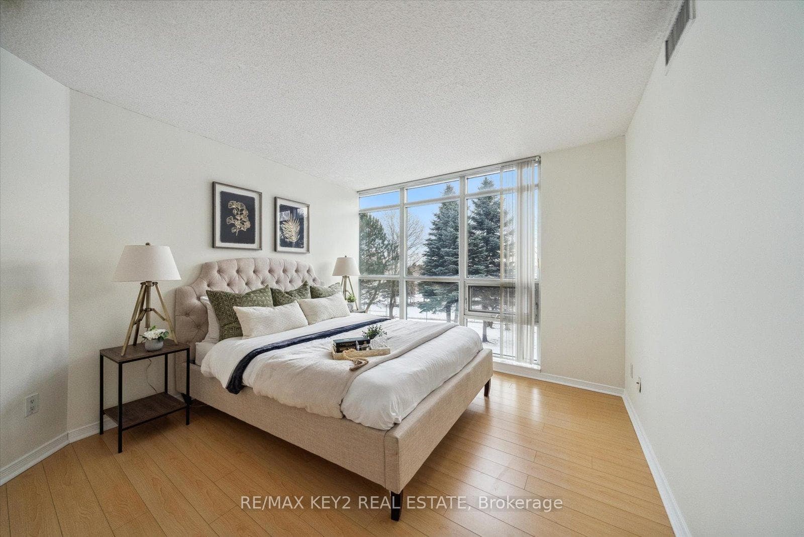 30 Harrison Garden Boulevard Unit 206 photo 14