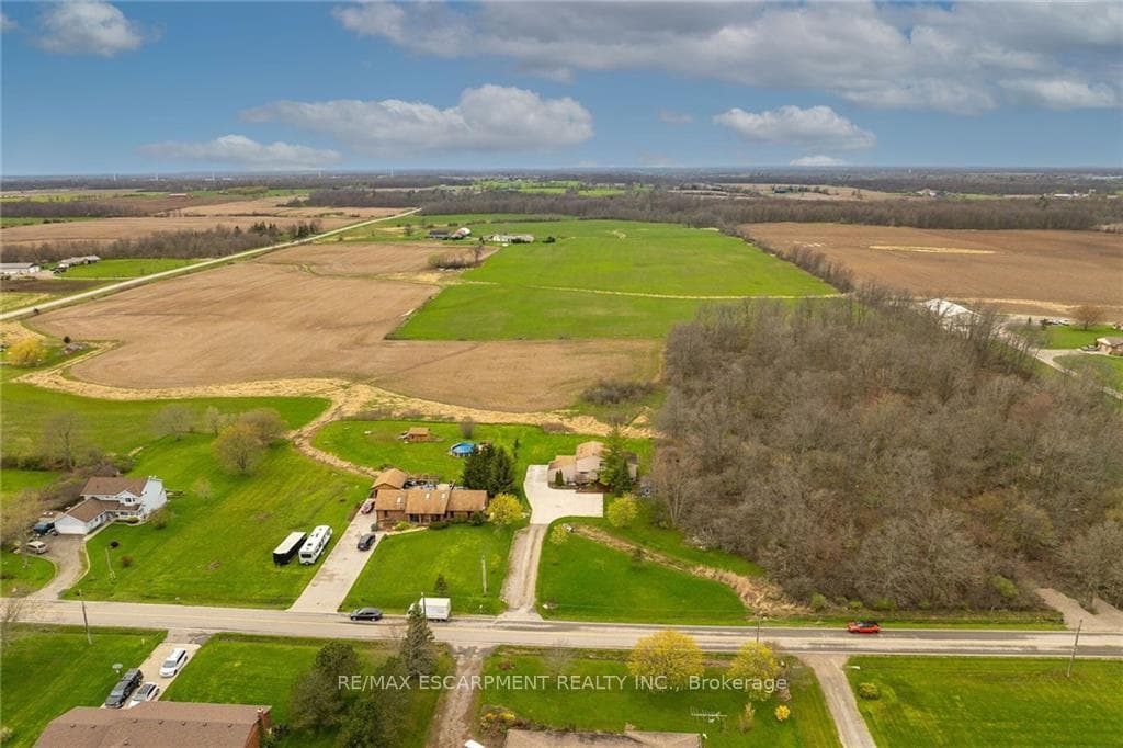 295 Link Road photo 40