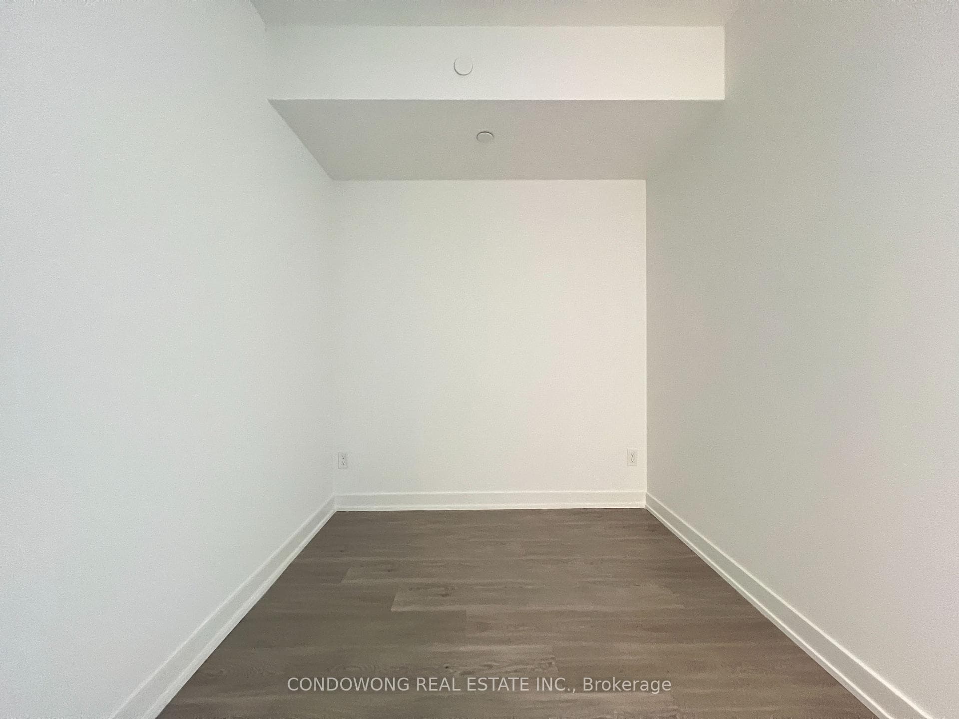 8 Wellesley Street Unit 4802 photo 4