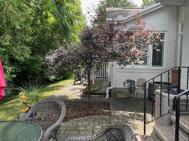 9 Heather Glen Court photo 44