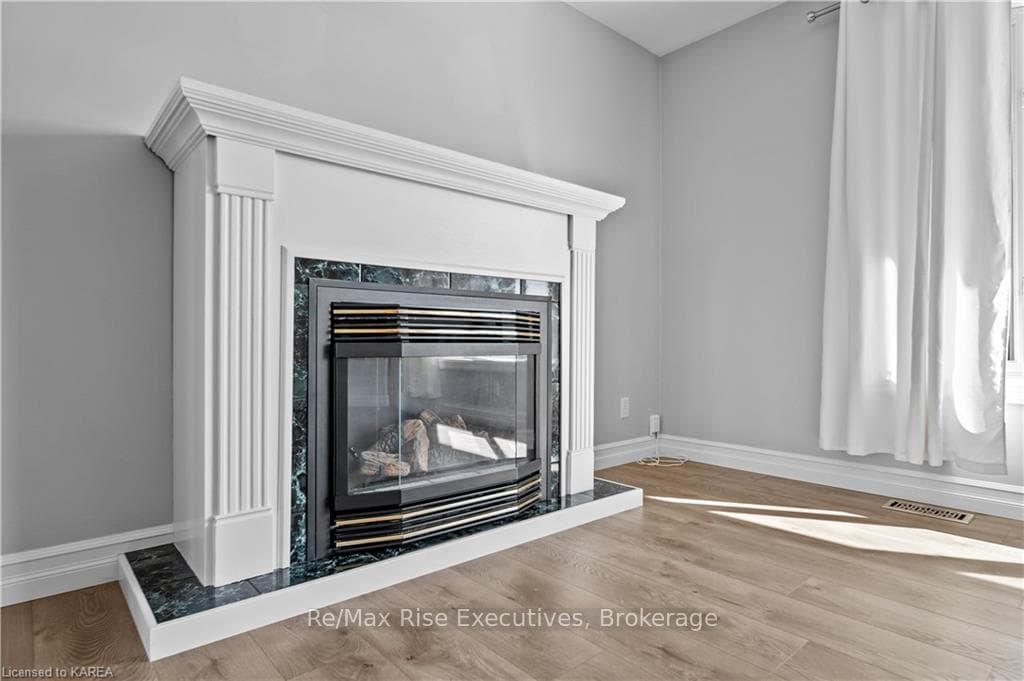 140 UPPER PARK Road photo 9