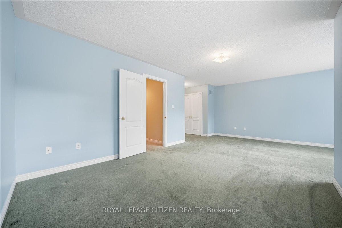 255 Shaftsbury Avenue Unit 36 photo 30