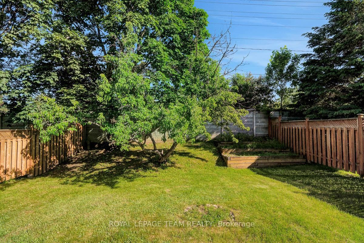 91 Dossetter Way photo 47