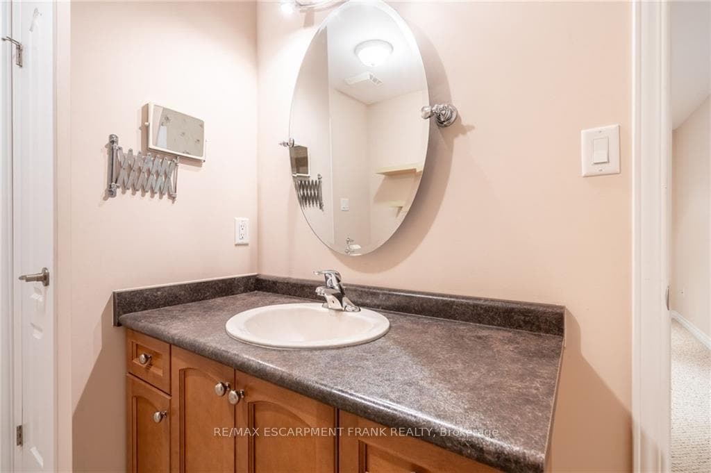 50 Grovetree Trail photo 27