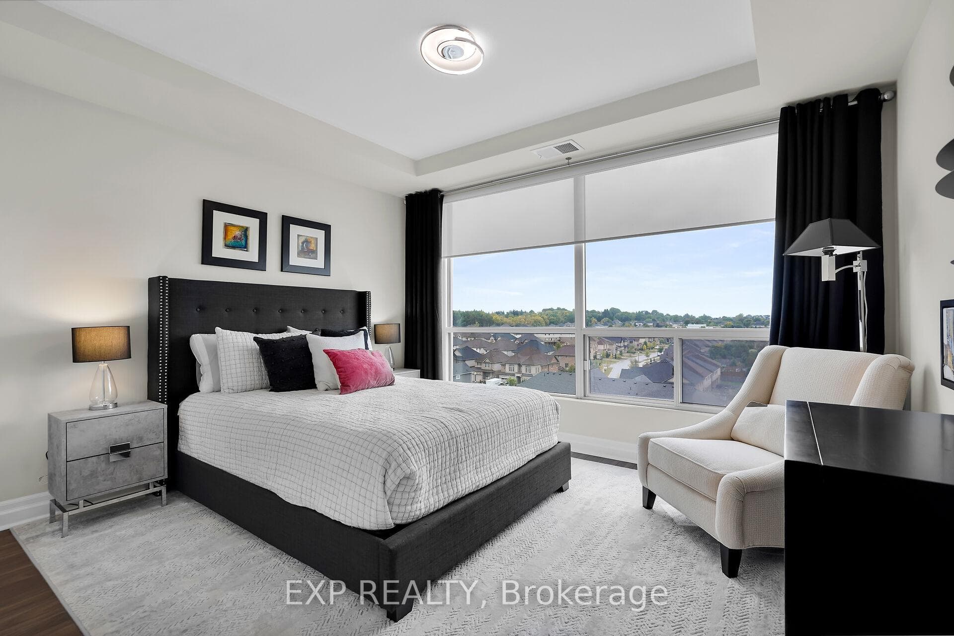 260 VILLAGEWALK Boulevard Unit 709 photo 25