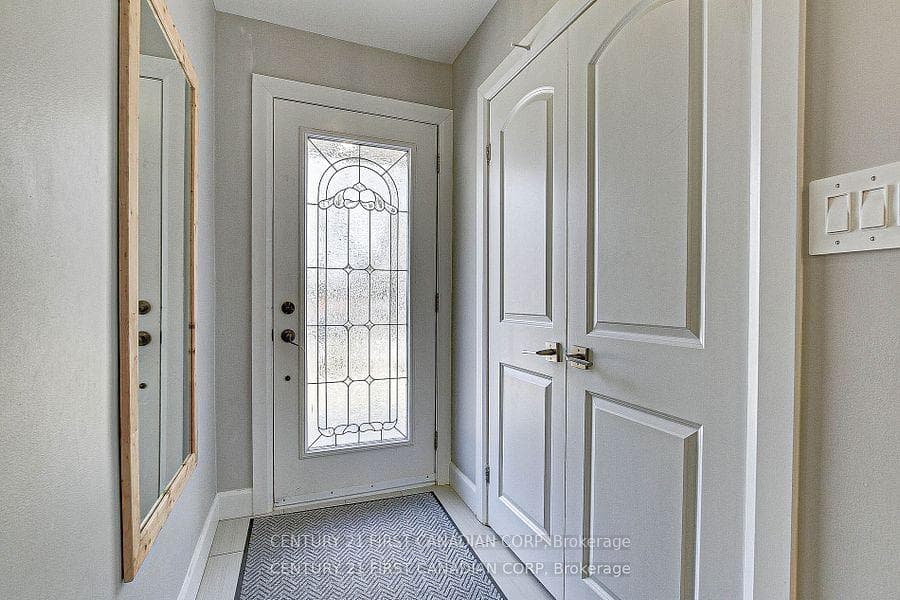 1473 Glengarry Avenue photo 5