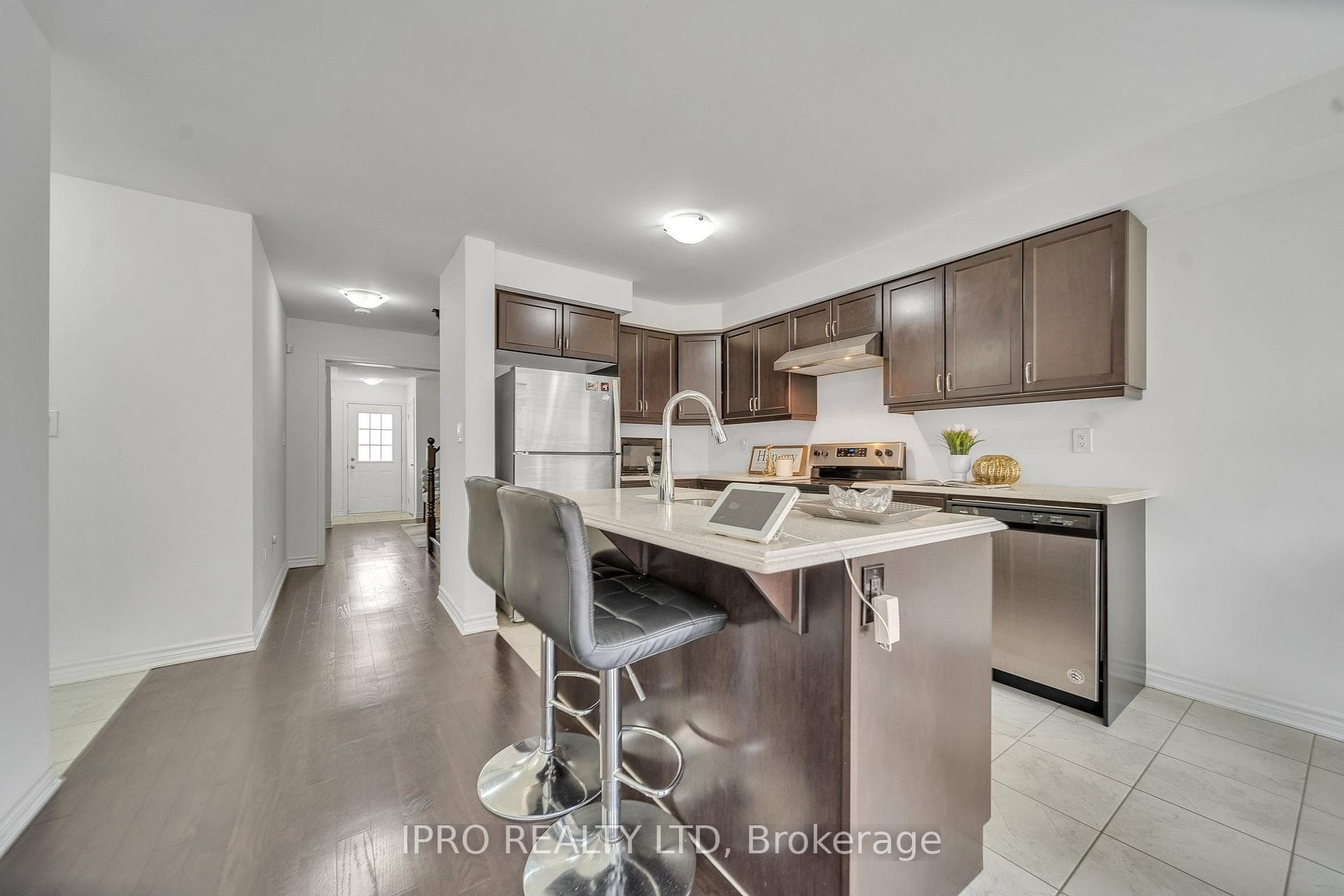 40 Averill Road photo 10