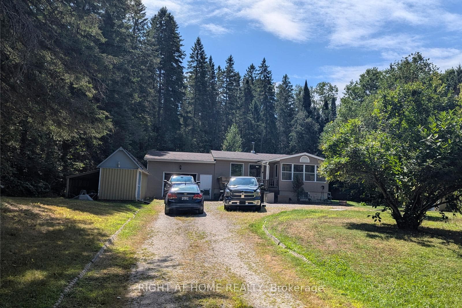 524 BALSAM CHUTES Road photo 8