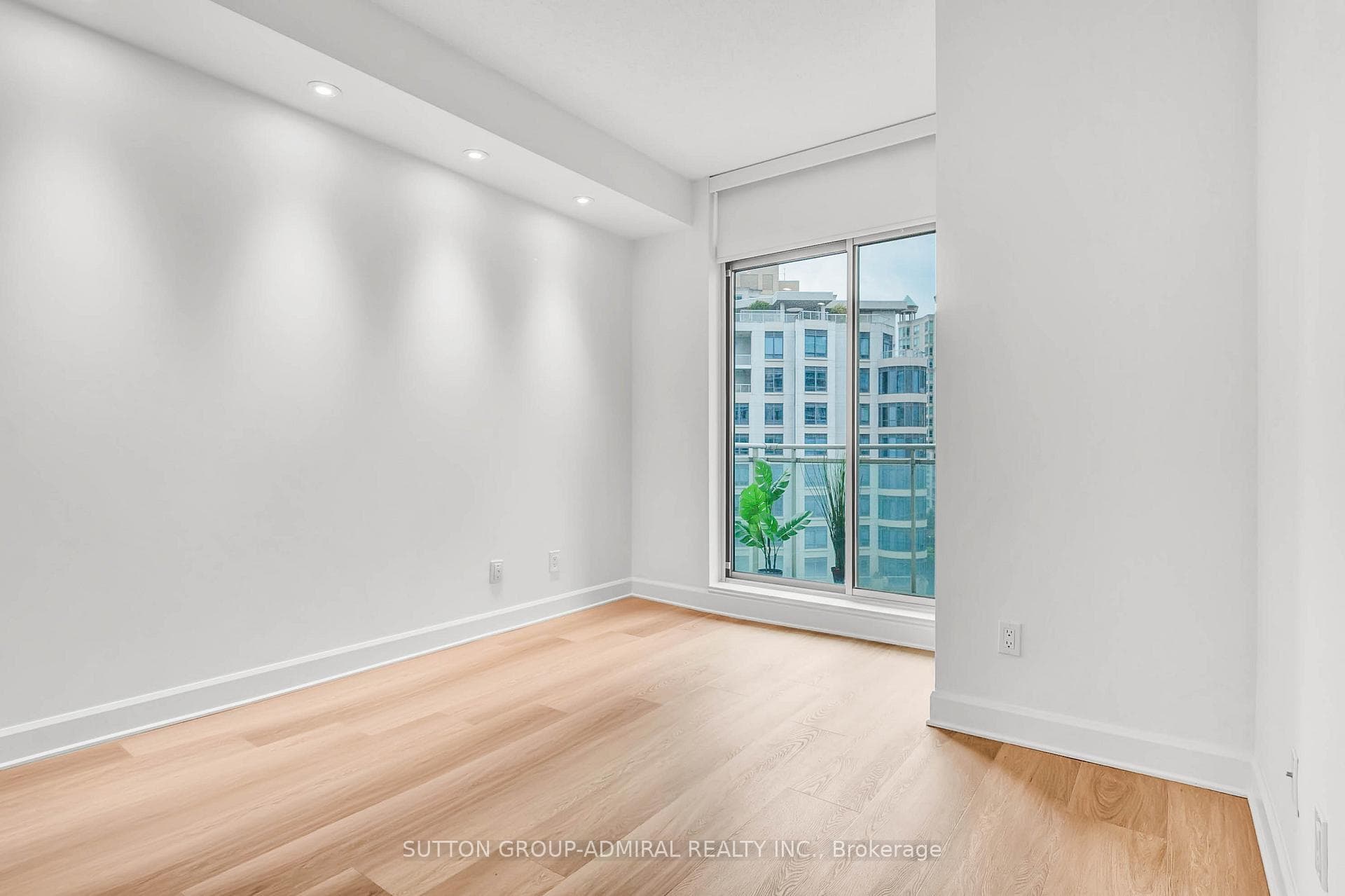 5 Marine Parade Drive Unit 808 photo 18