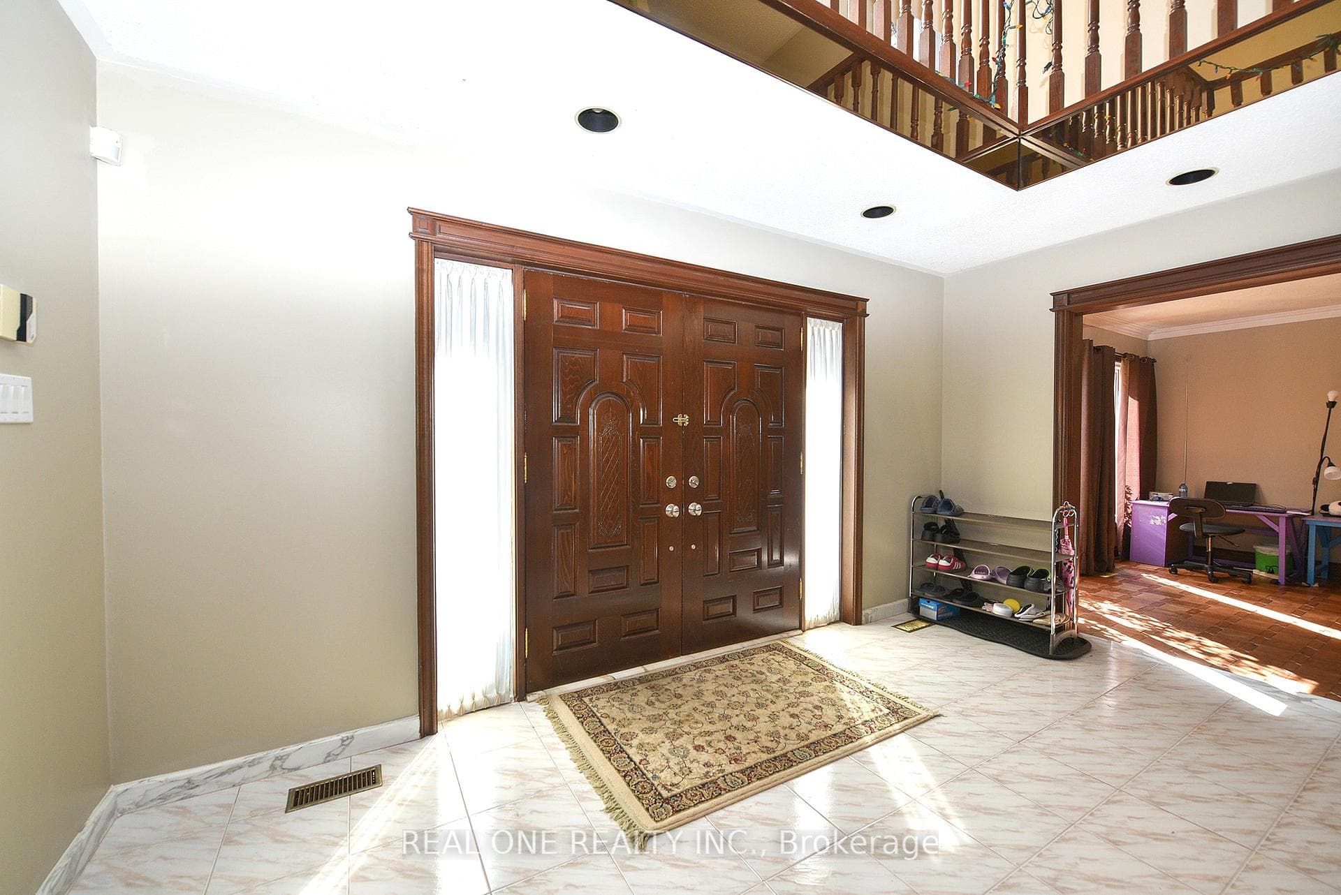 62 Lee Avenue photo 9