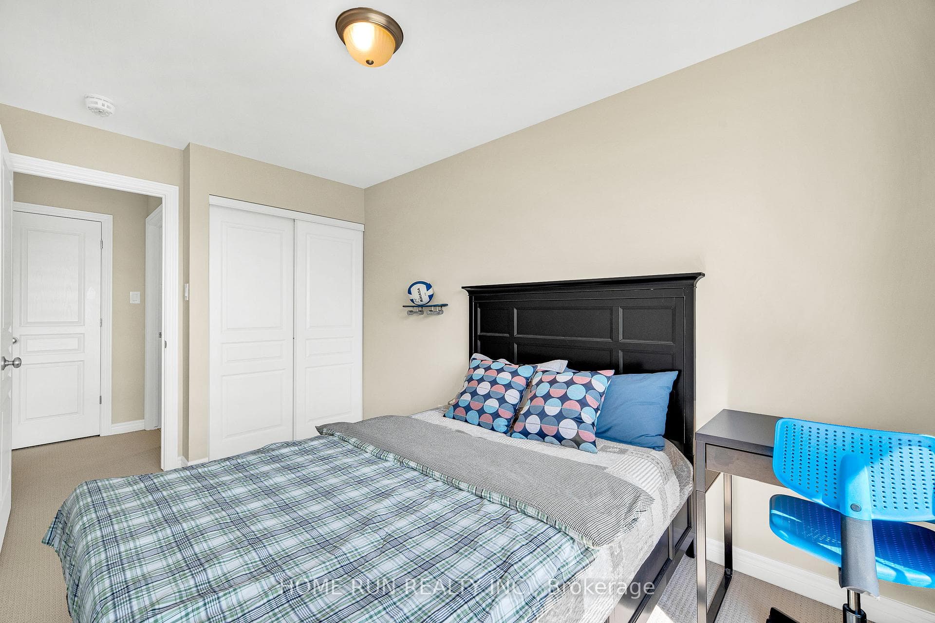 90 Gooseberry Place photo 34