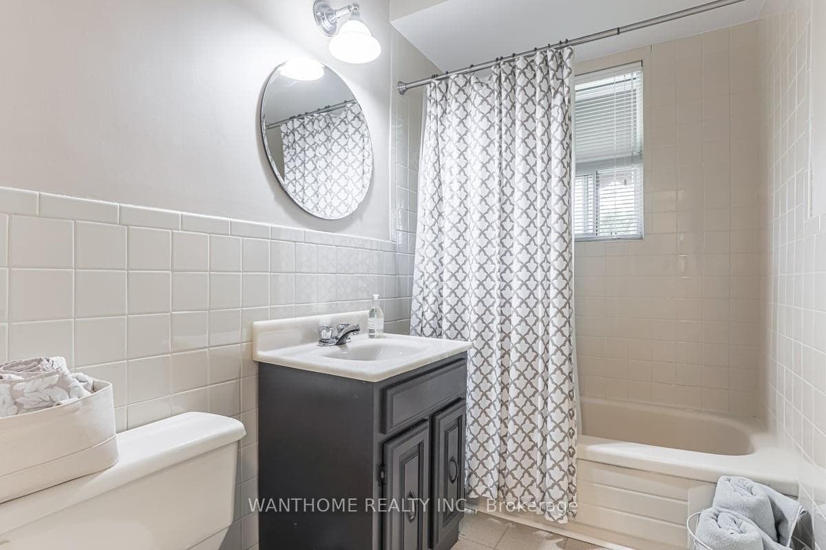 14 Windridge Drive photo 11
