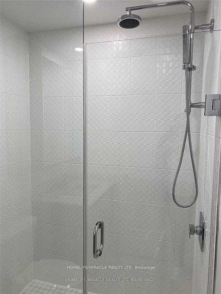 70 Annie Craig Drive Unit 406 photo 8