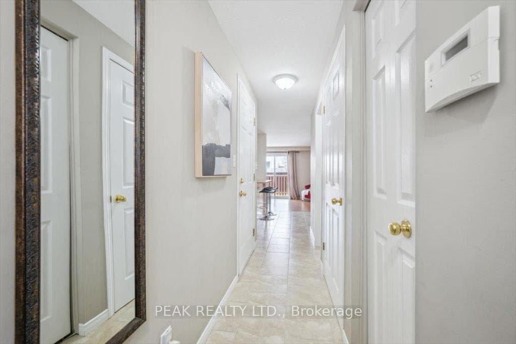 88 Foxglove Crescent photo 7