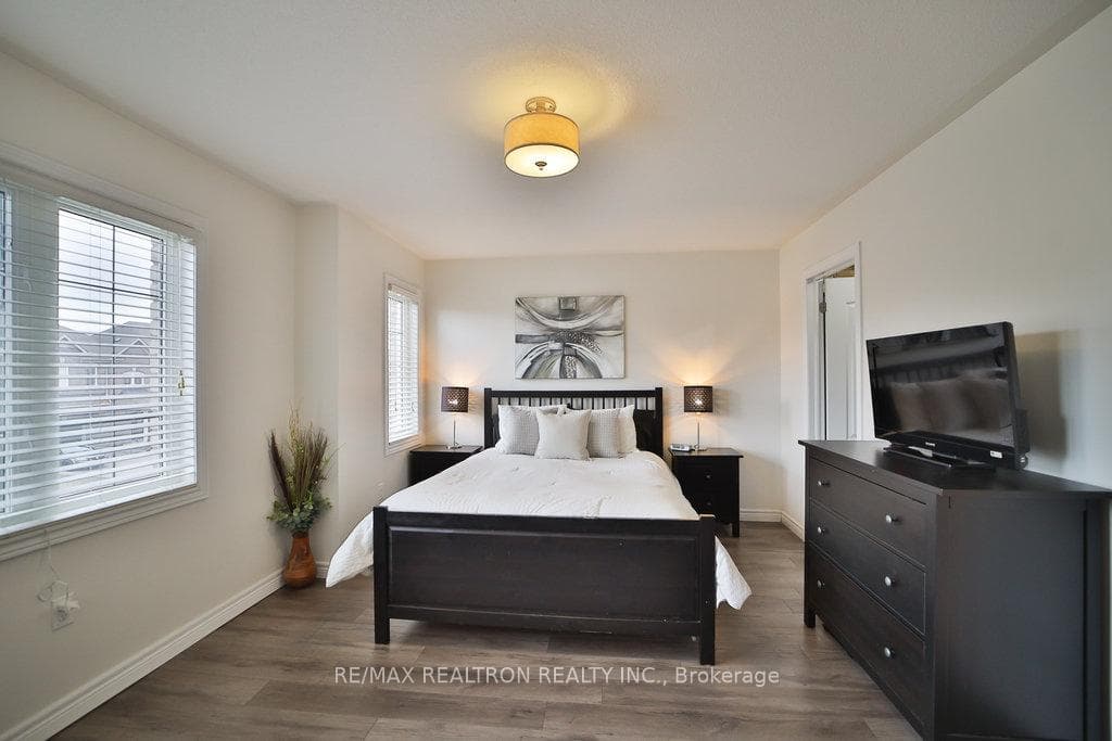 420 Kwapis Boulevard photo 16