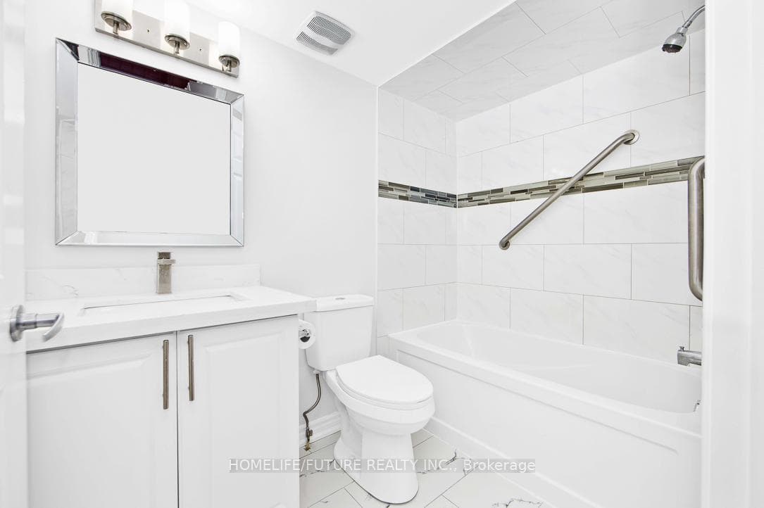 5235 Finch Avenue Unit 201 photo 9