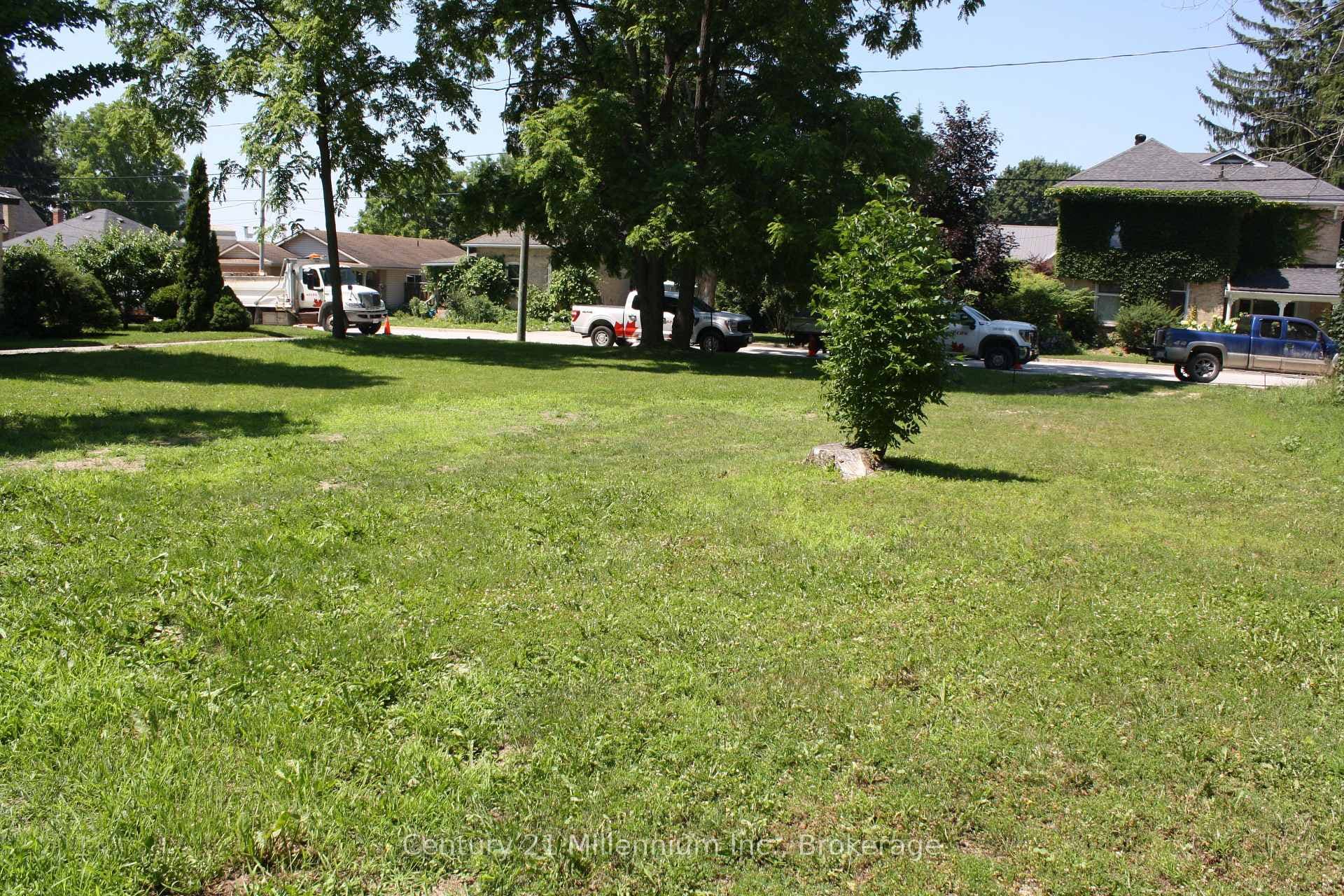 NA 3rd Ave SW Avenue photo 3