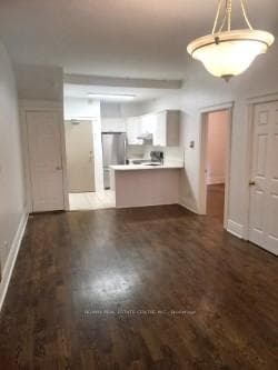 129 Walmer Road Unit 3 photo 5