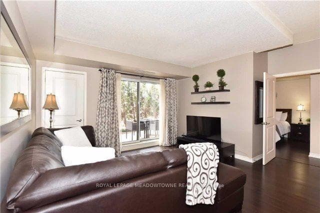 8026 Kipling Avenue Unit 101 photo 7