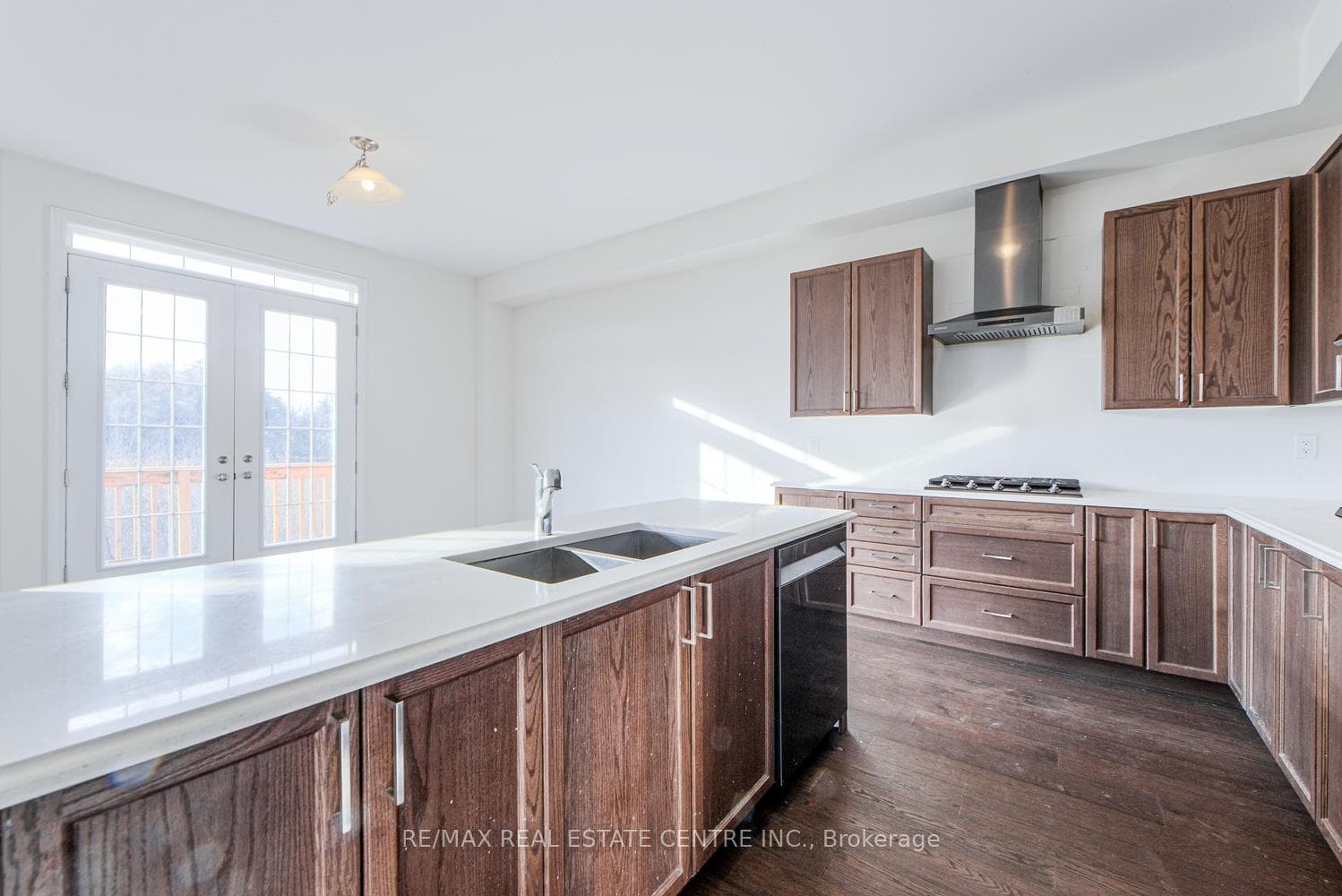 2492 ORCHESTRATE (UPPER) Drive photo 11