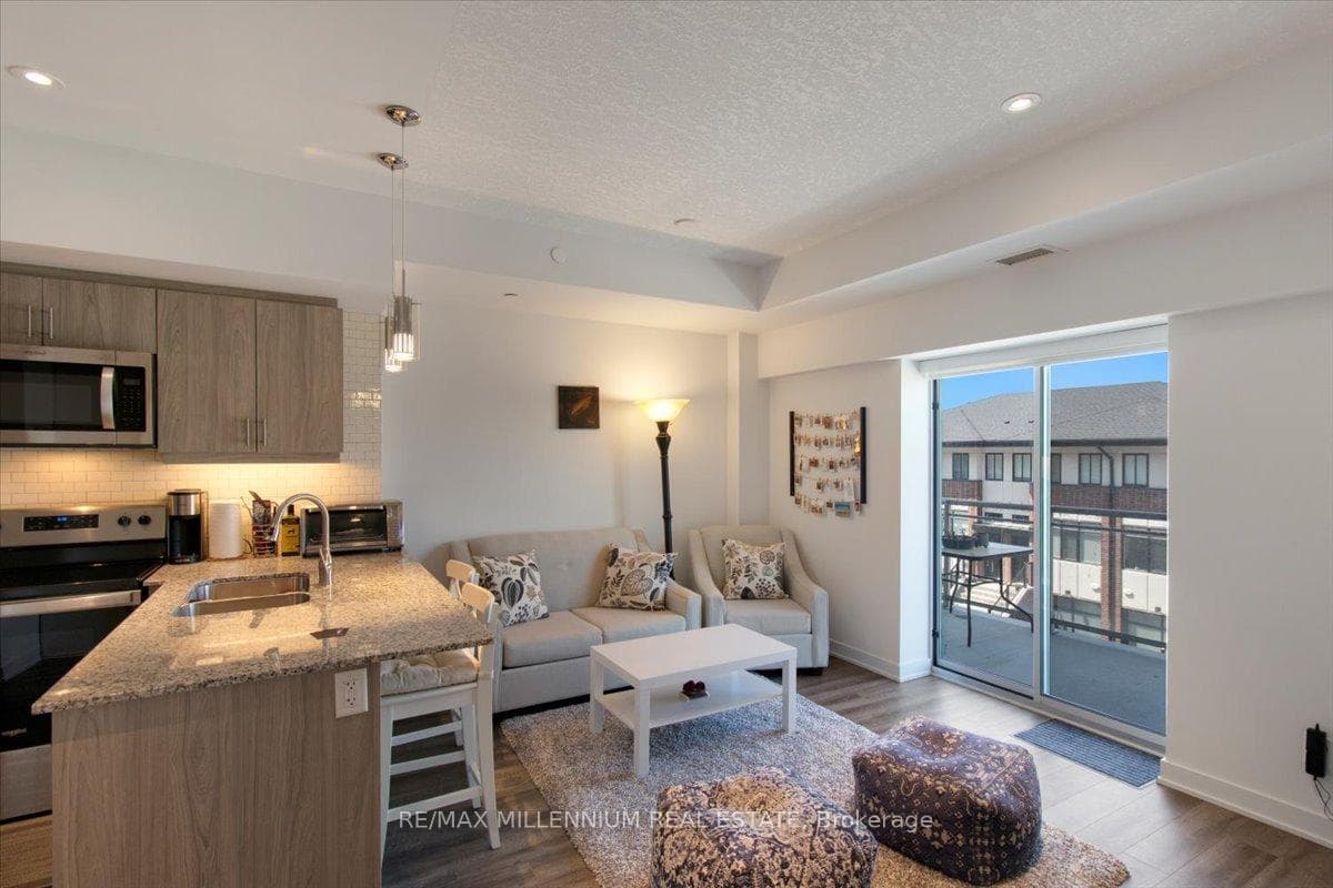 16 Markle Crescent Unit 316 photo 15