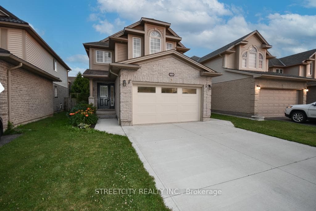 1623 McNeil Place photo 1