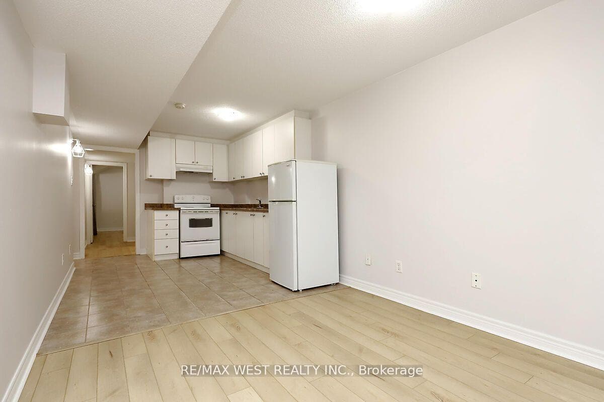 5453 Festival Drive Unit Bsmt photo 7