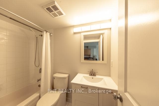11 St Joseph Street Unit 1408 photo 4