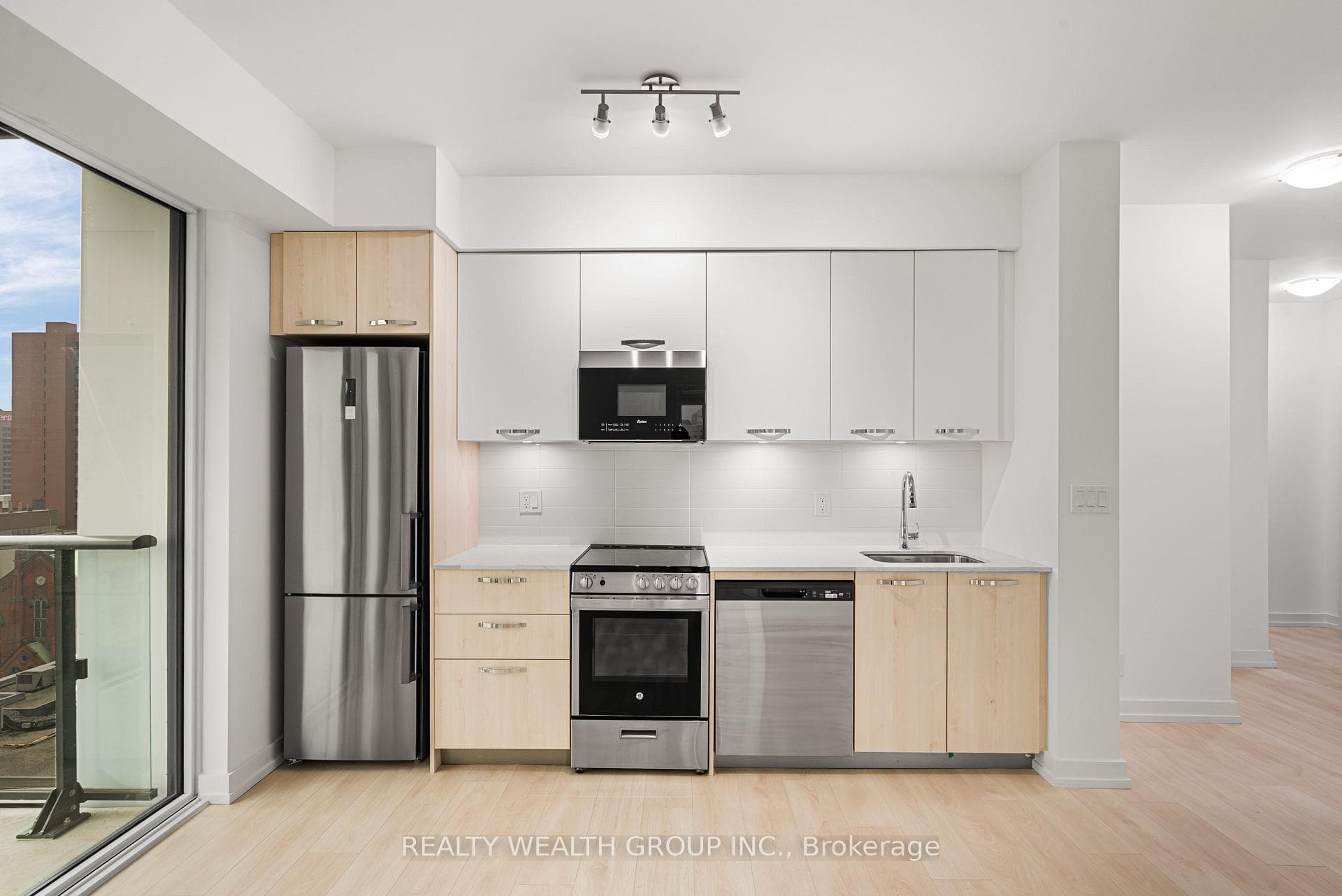 75 James Street Unit 1224 photo 5