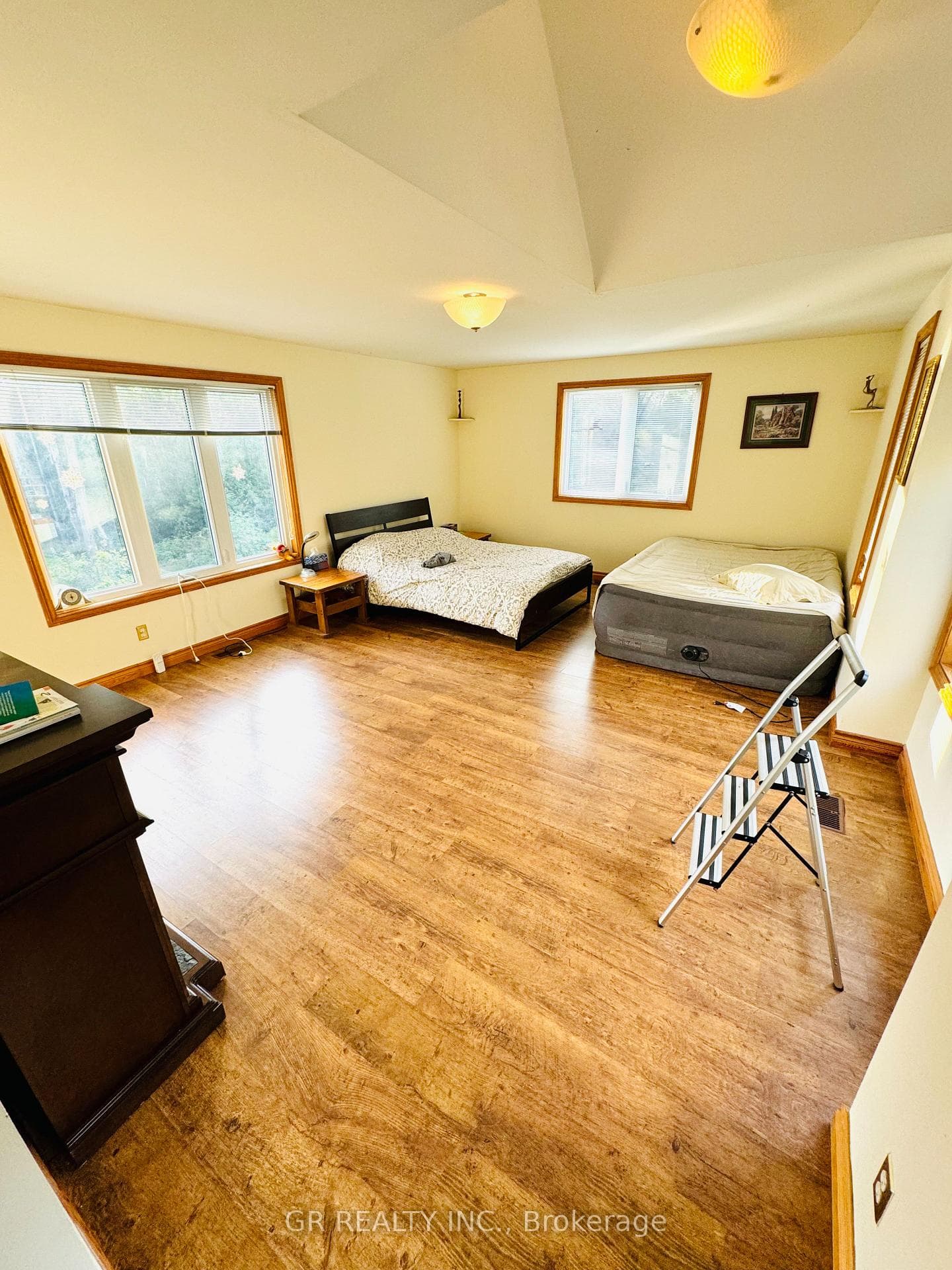 6099 Frog Street photo 16