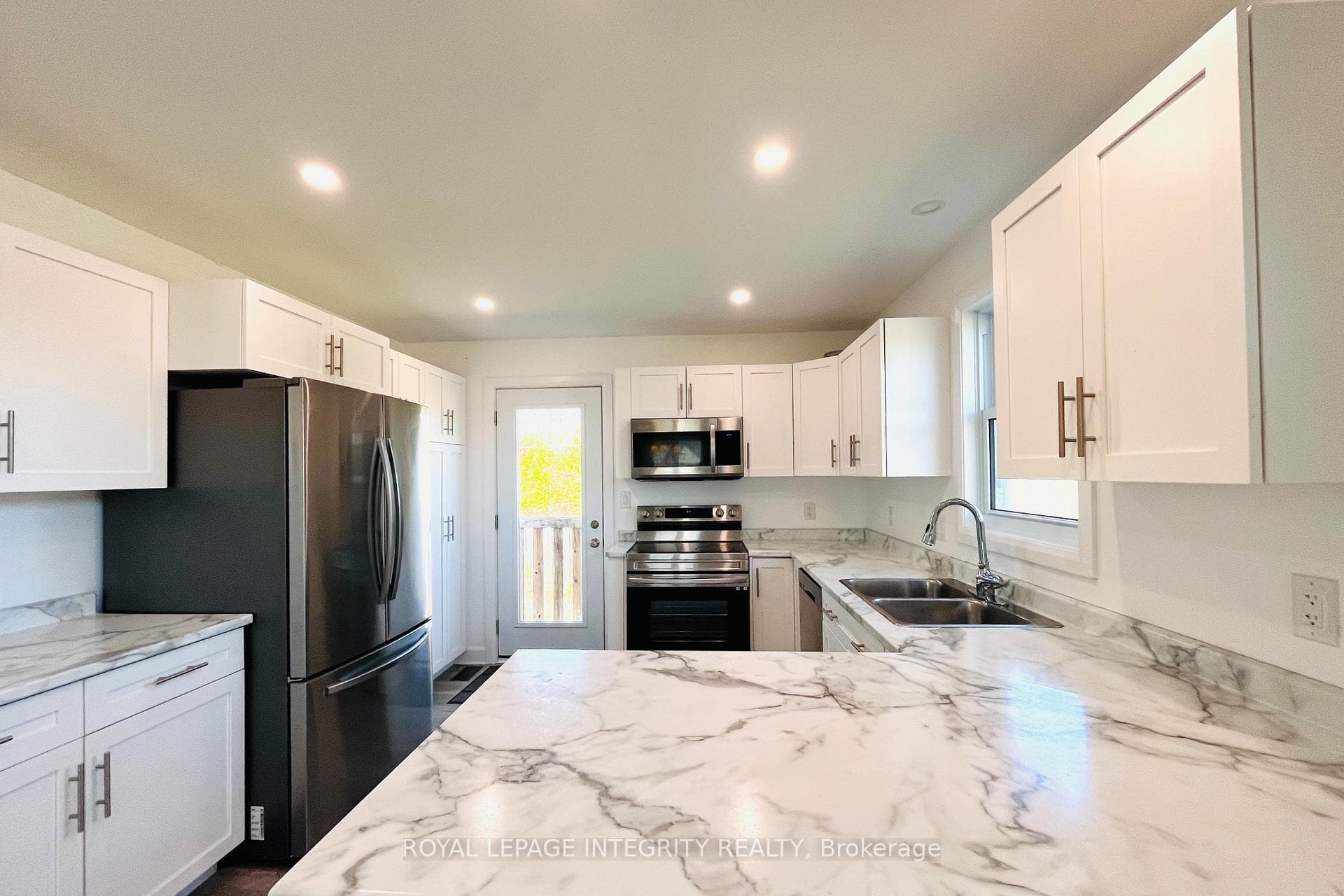 20 Terrance Drive photo 20
