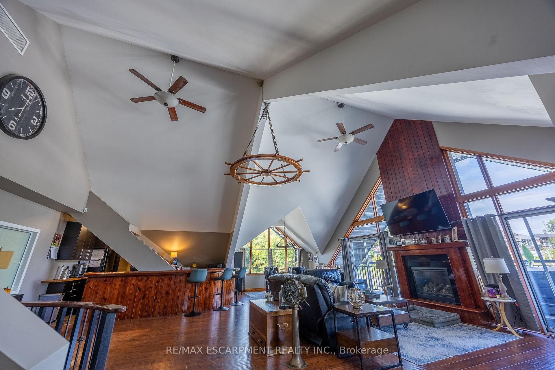 15 Jaylin Crescent photo 7