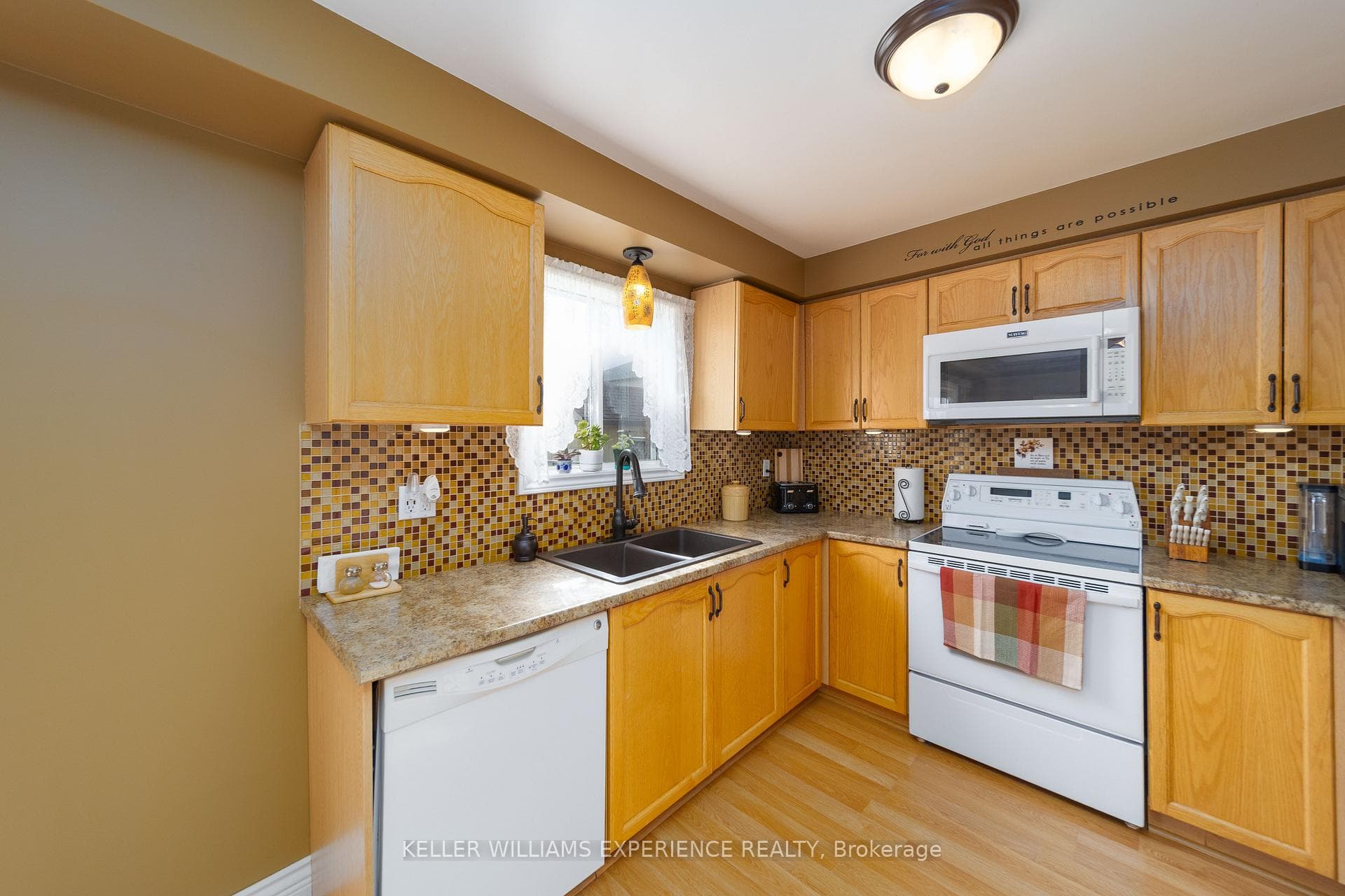 48 Basswood Drive photo 9