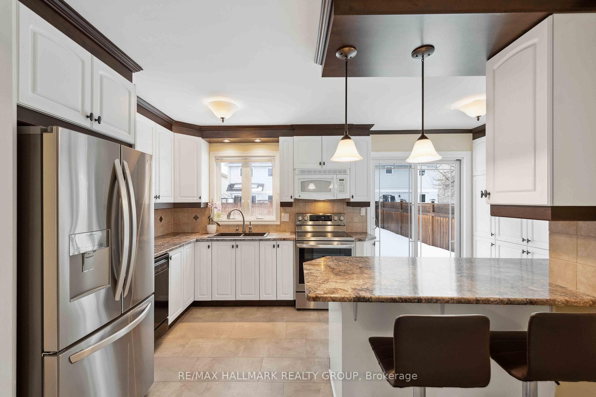 602 Wilkie Drive photo 10
