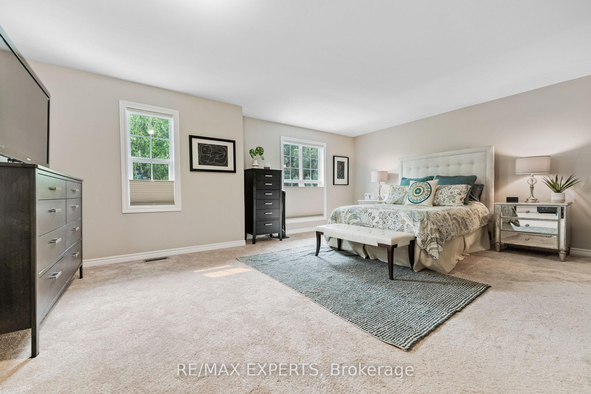 608 Simcoe Street Unit 19 photo 14